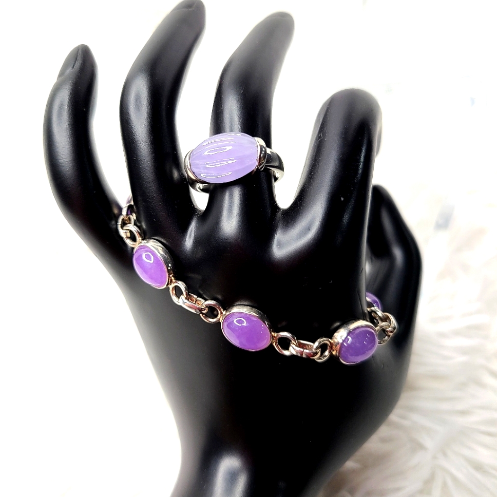 Lavender Jade Ring And Bracelet Set